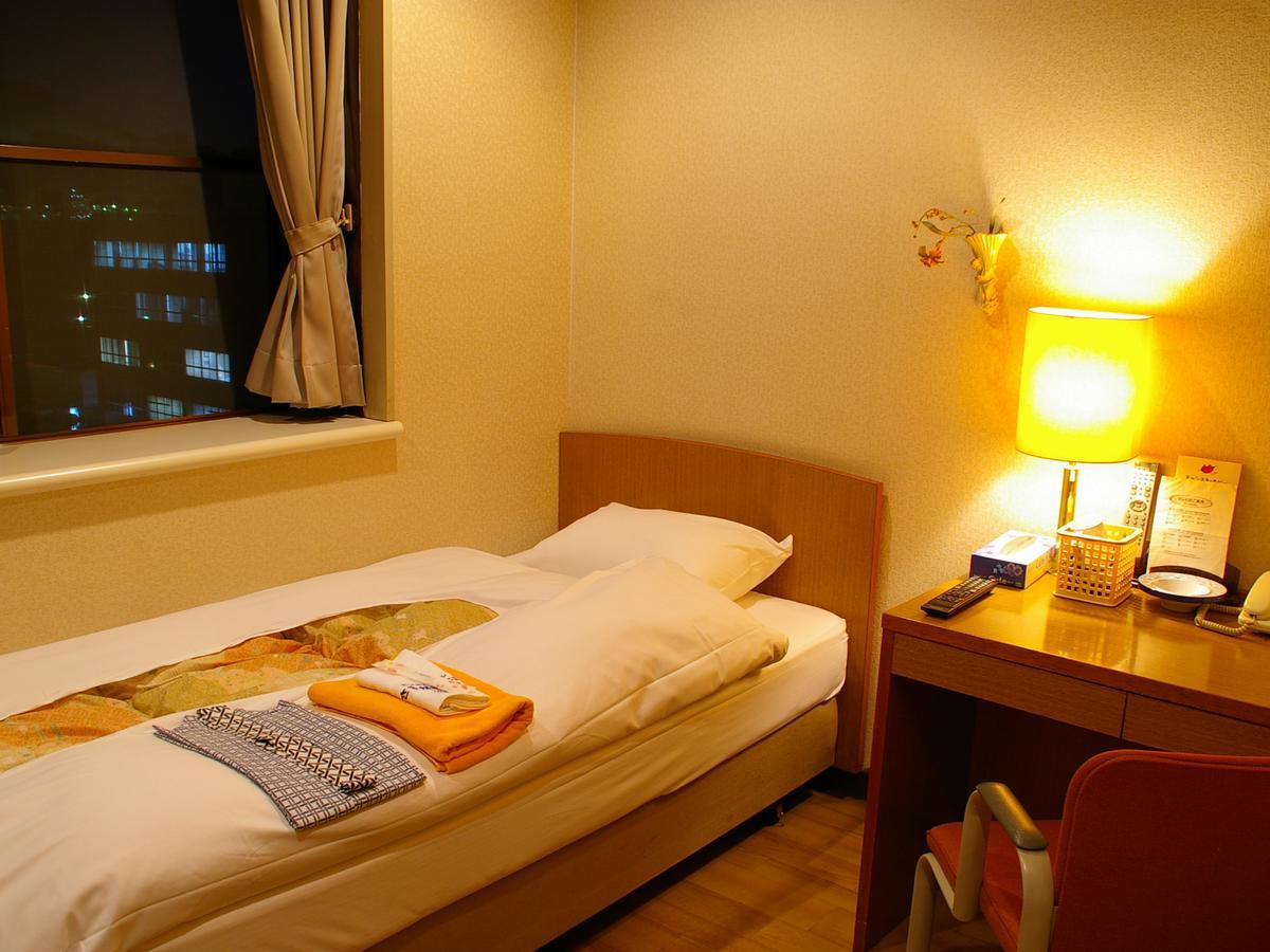 Business Hotel Sakigake Honkan Himeji Esterno foto